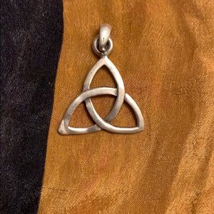 Sterling silver trinity pendant
